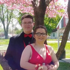 Meet your Posher, Conner